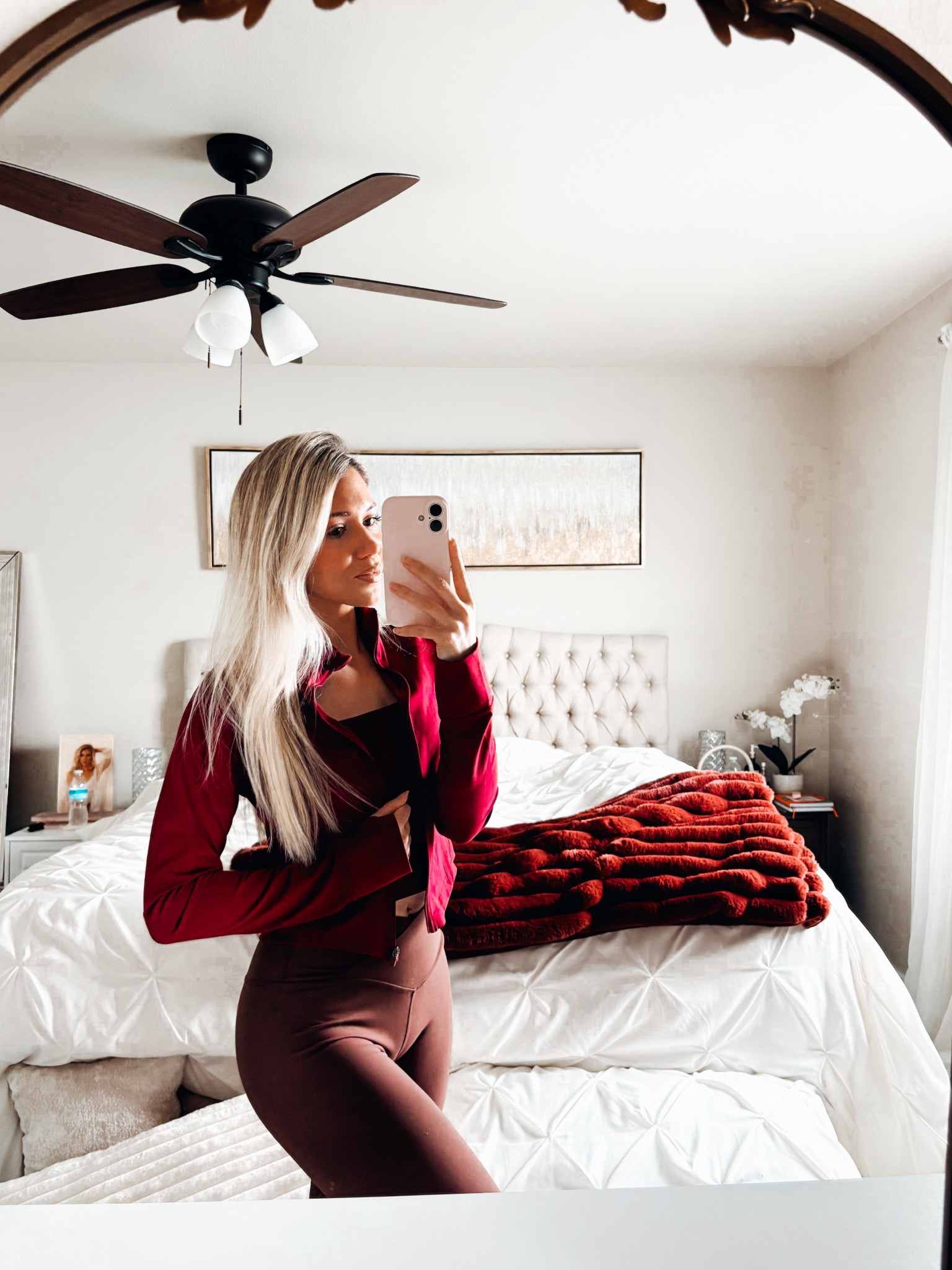 Lulu quality but only for $22!!!😮‍💨🤯 This soft sculpt jacket is like butta! Paired it with my STAPLE affordable crossover flares.👏🏻