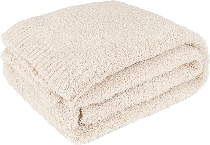 PAVILIA Plush Knit Throw Blanket for Couch, Super Soft Fluffy Throw, Fuzzy Lightweight Blanket fo... | Amazon (US)