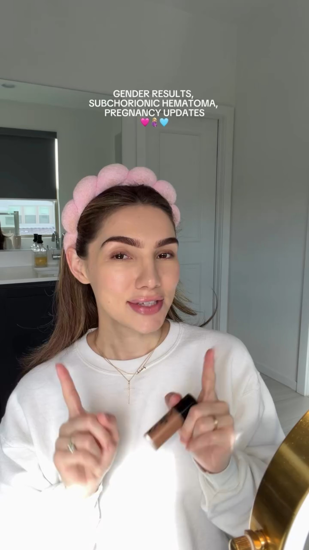 Chit chat & GRWM🩷

#LTKgrwm #LTKmomlife #LTKmorningroutine