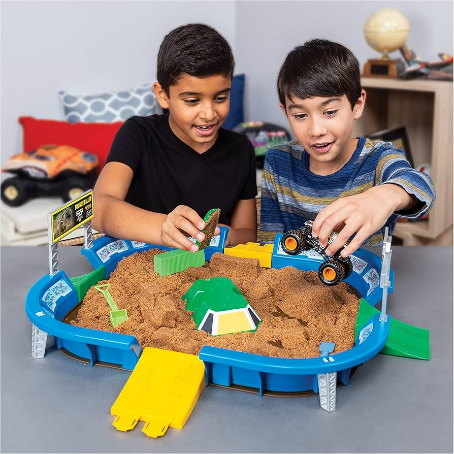 Monster Jam, Monster Dirt Arena 24-inch Playset with 2lbs of Monster Dirt and Exclusive 1:64 Scal... | Amazon (US)