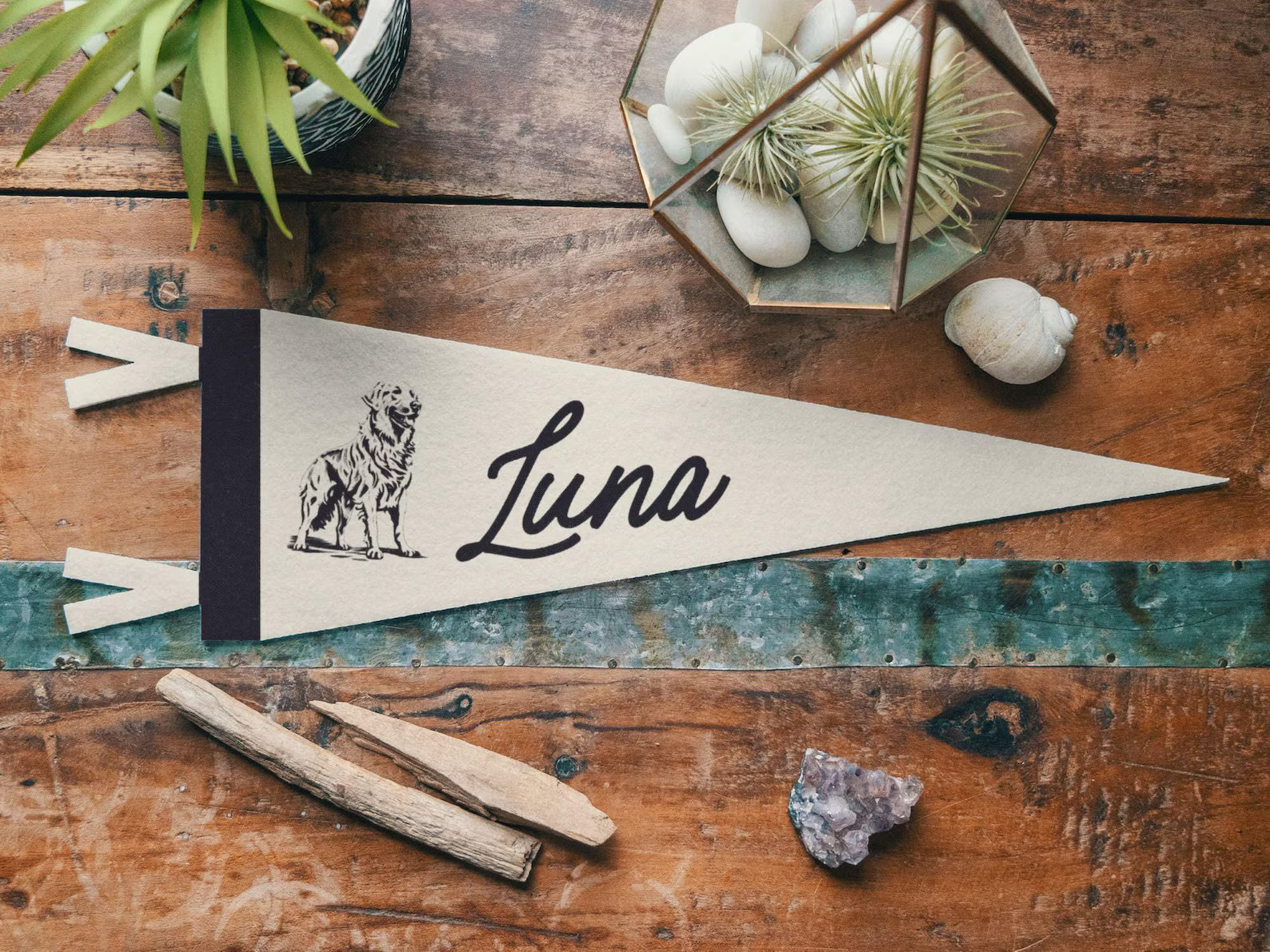 Custom Golden Retriever Name Felt Pennant | Personalized Bold Vintage Style Banner Flag, Pet Owne... | Etsy (US)