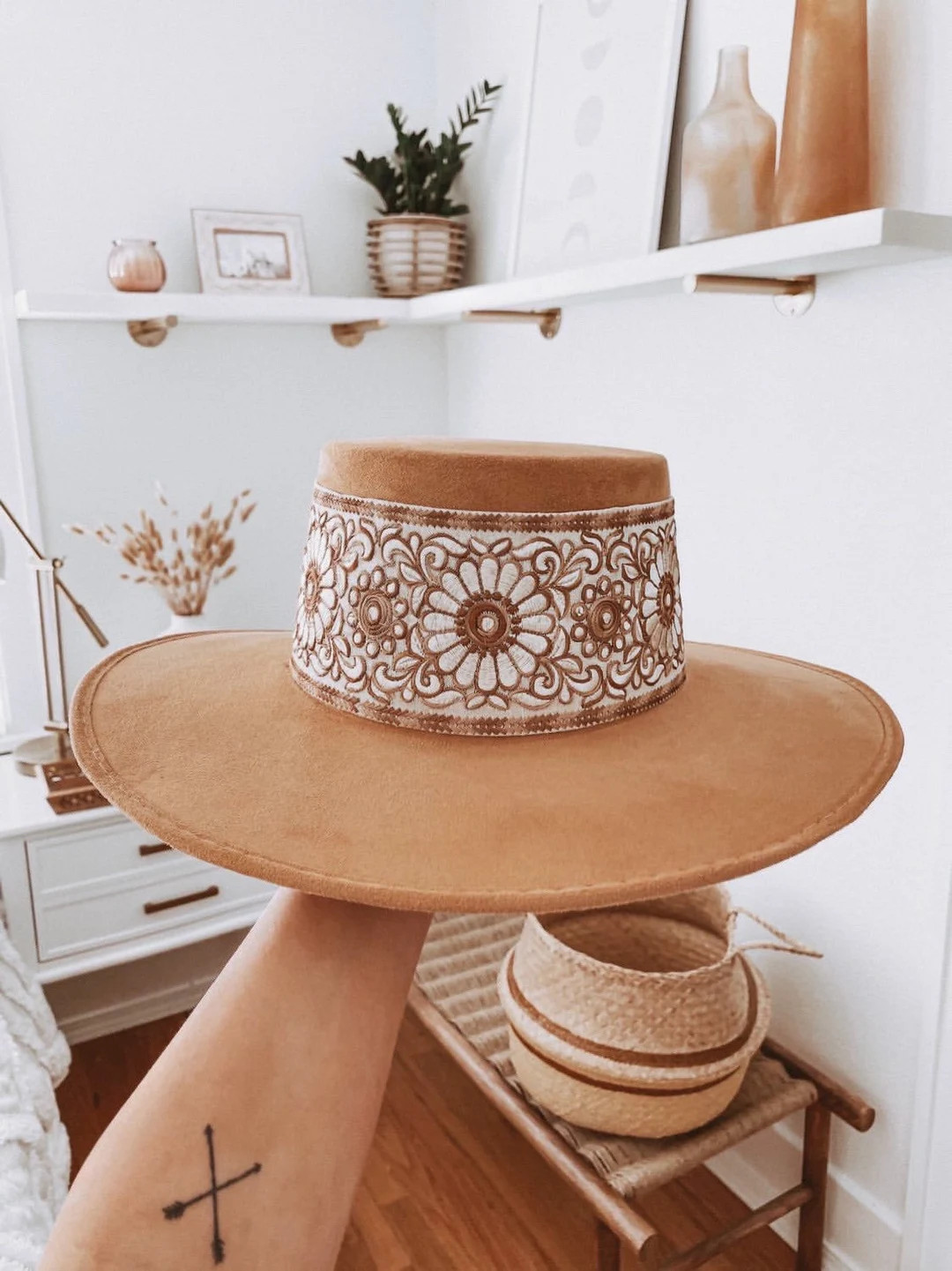 Boater hat “Sofia” in hazelnut | Etsy (US)