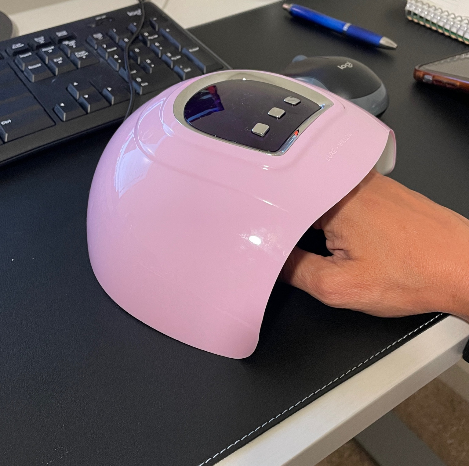 #homespa #mani #uvlight #gelmani #homegelmani #homemani #selfcare #affordable #savemoney #homeuvlight #athomemani #manicure #gelmanicure #nailextension

#LTKbeauty #LTKGiftGuide