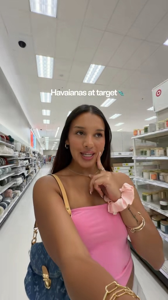HAVAIANAS AT TARGET?! 🩴🤍 new target finds you need to see… these are about to be everywhere for summer 2026 #targetfinds #targetrun #targetstyle


#LTKootd #LTKgrwm #LTKU