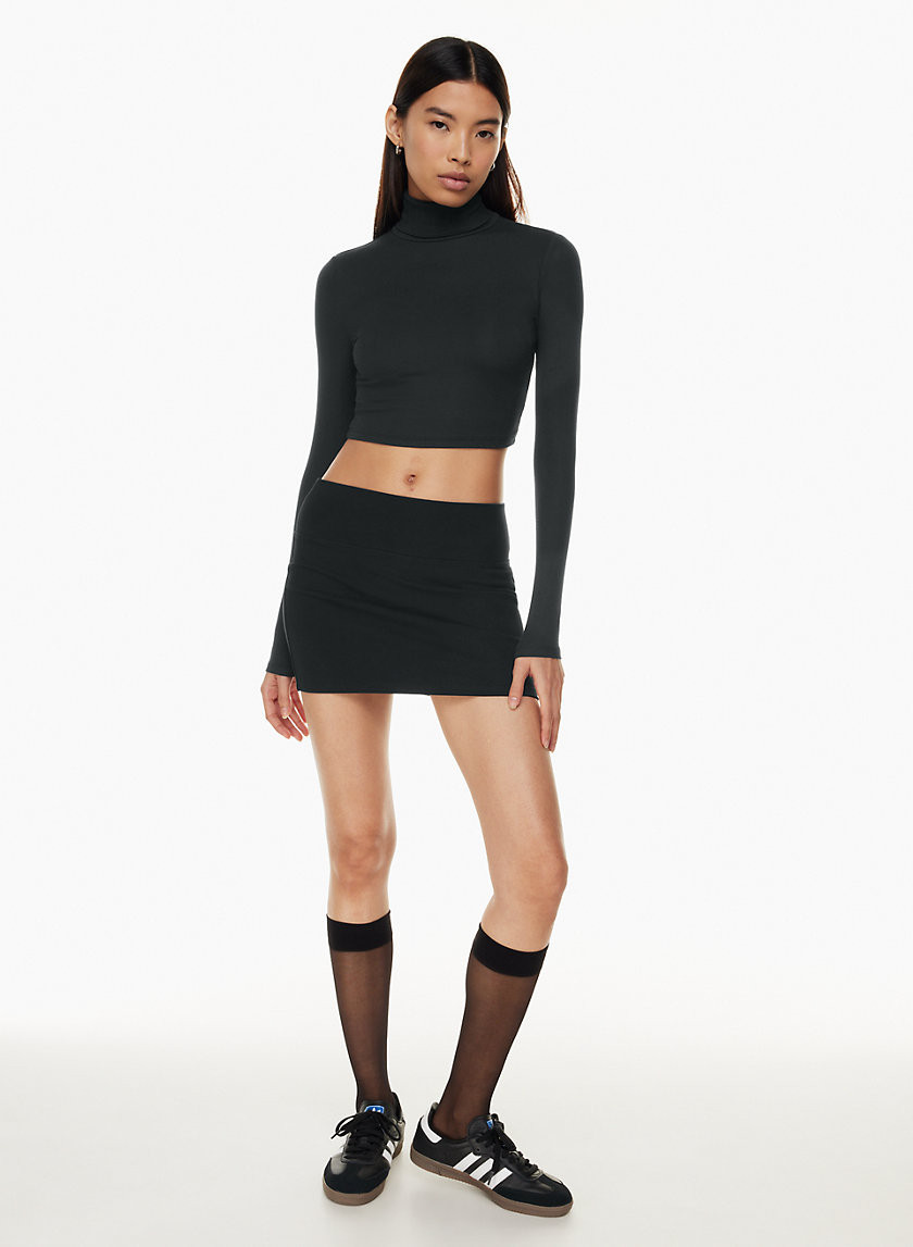 Community Women's Freshman Cropped Turtleneck Top in Black | Small | Aritzia