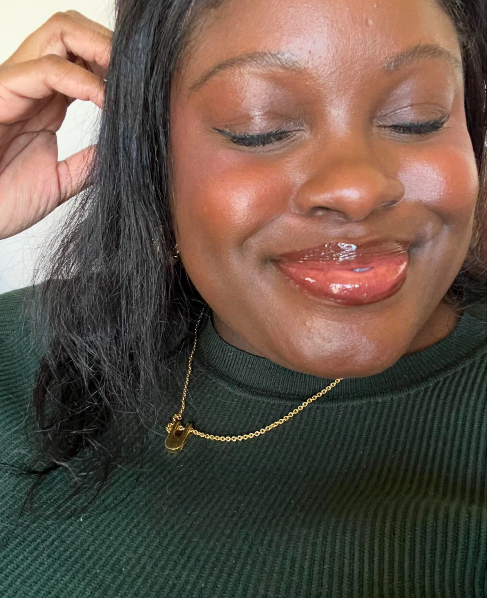 Current go-to light makeup routine. 
•
•
•
•
•
#blackcreators #makeup #glowyskin #nomakeupmakeup #darkskinmakeup

#LTKSeasonal #LTKbeauty #LTKfindsunder50