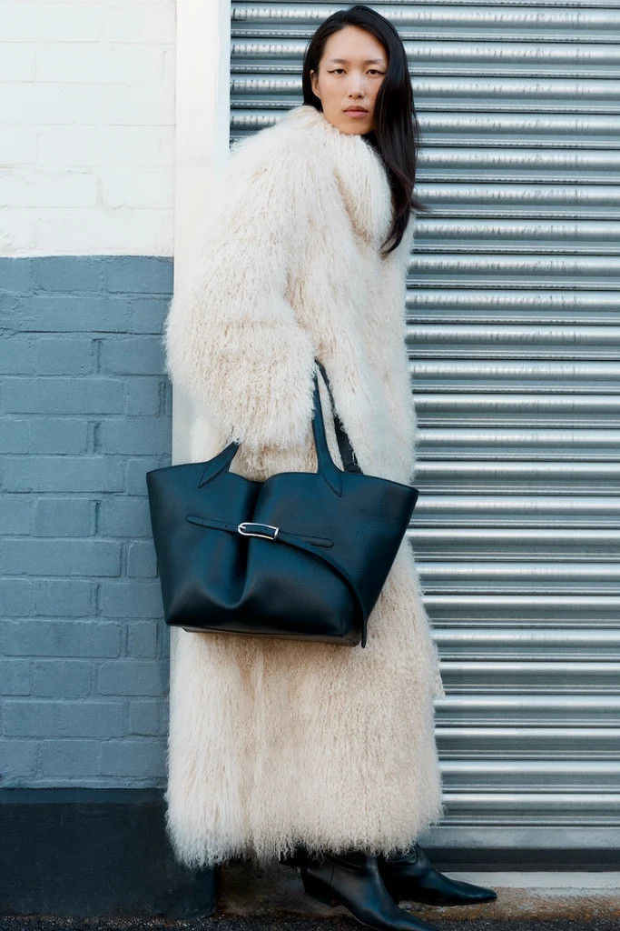 Belted Tote Black | LITTLE LIFFNER