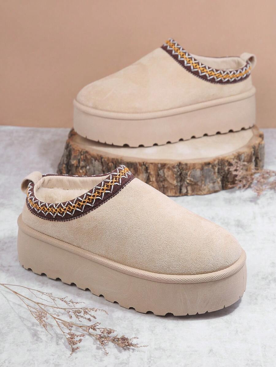 Round Toe Slip On Fluffy Slippers | SHEIN