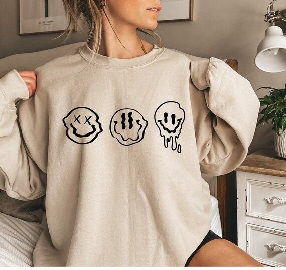 Smiley Face Sweatshirt Smiley Crewneck Trendy Shirt Smiley | Etsy | Etsy (US)