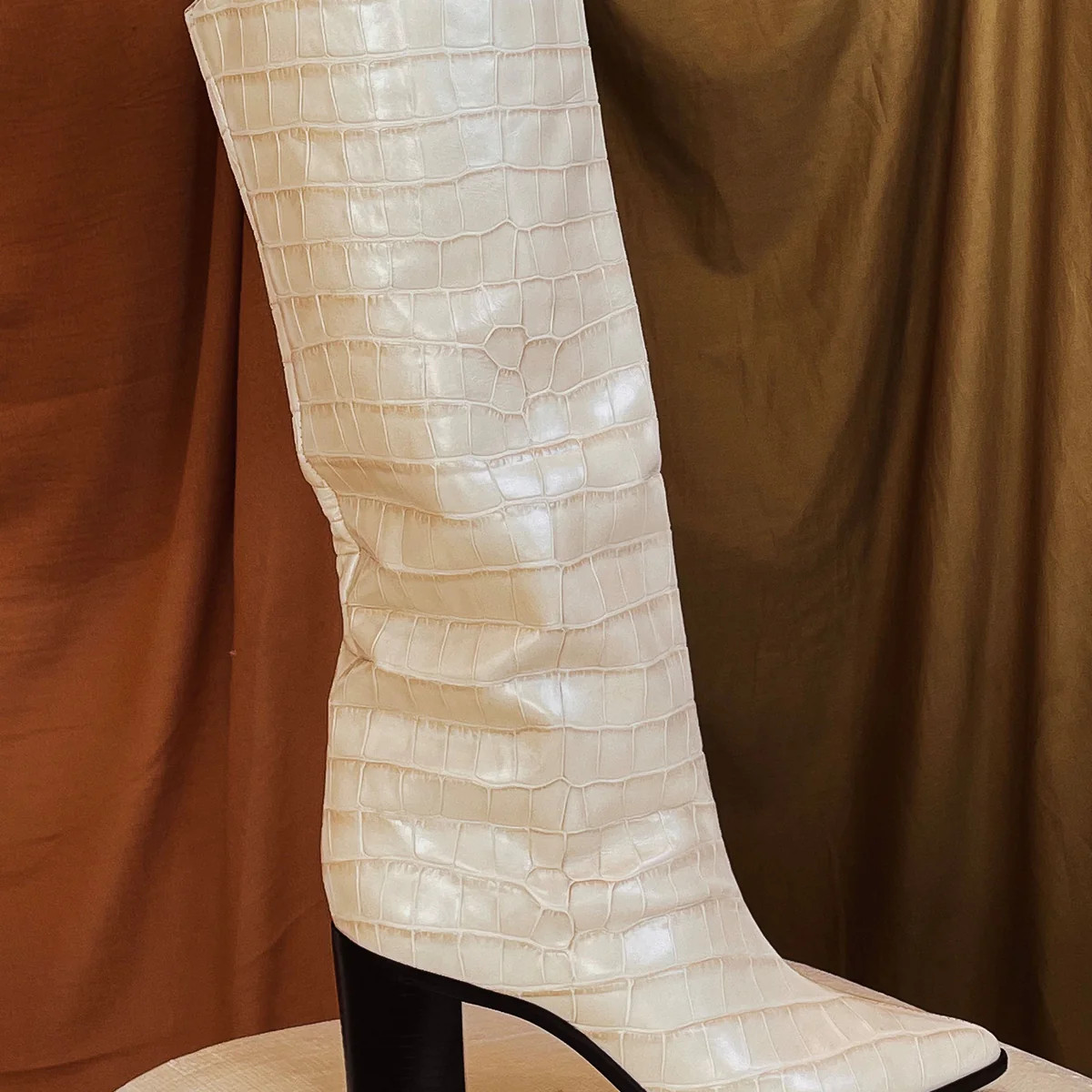SCHUTZ Analeah Egg Shell Croc Boot | 12th Tribe