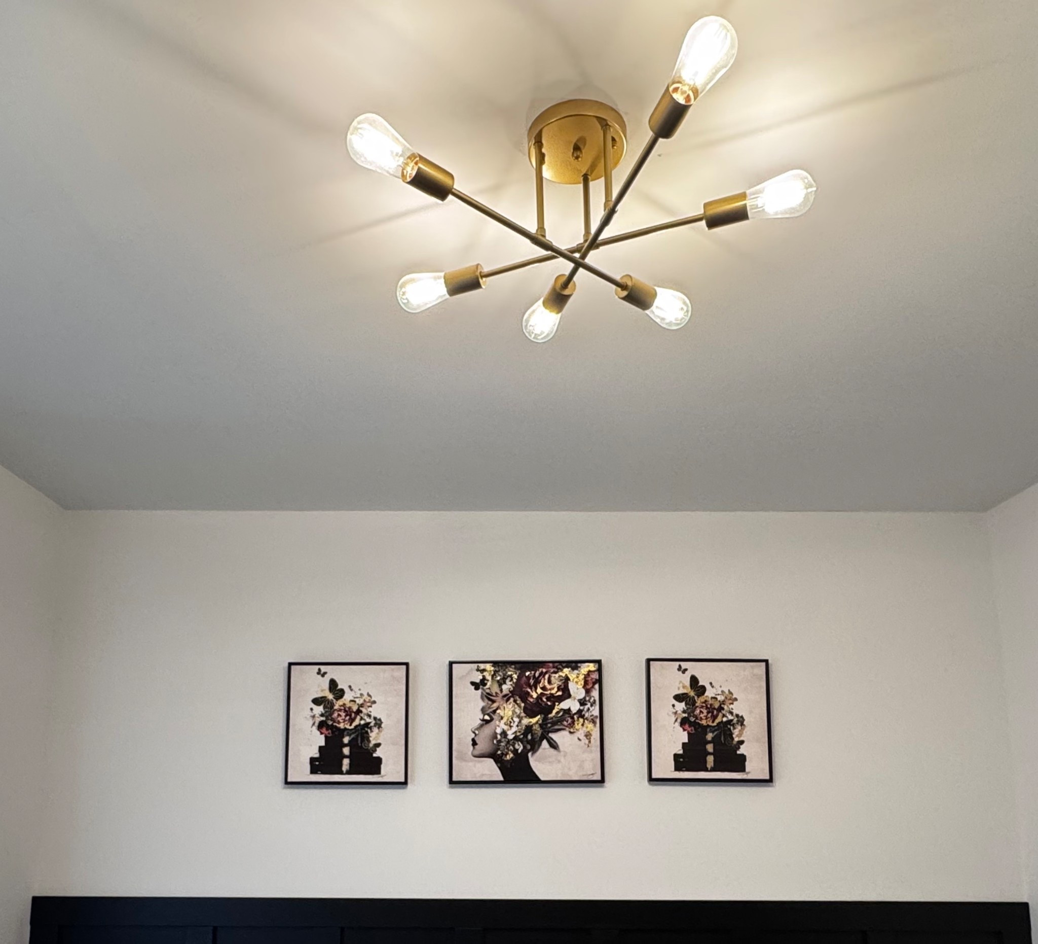 Good Vibes Only (and Good Lighting) Out with the builder grade lighting and in with statement pieces, not placeholders! 


📍Tap to shop ! 

#LTKHome #LTKStyleTip #LTKSaleAlert