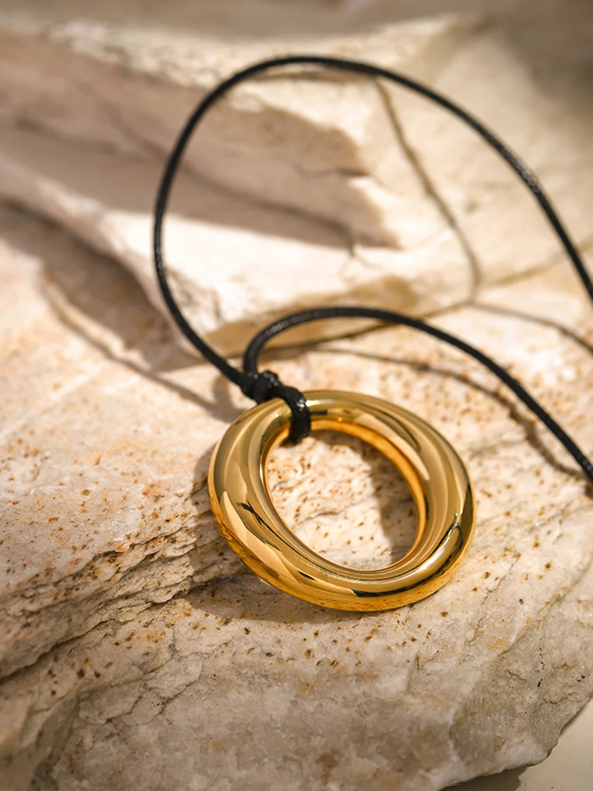 Golden Round Pendant Necklace | Commense