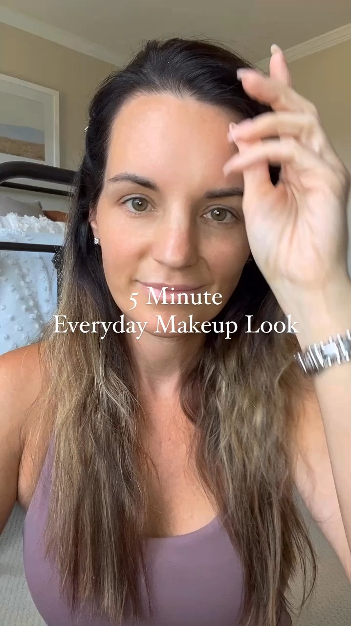 5 Minute Everyday Makeup Look

Products I Used:
• E.L.F Liquid Poreless Putty Primer
• IT CC Cream: Light
• Face Powder: NC40
• E.L.F Camo Concealer: Fair Beige
• E.L.F double sided beauty blender 
• Laura Mercier Secret Brightening Powder for Under Eyes: Shade 1
• Highlighter: I Met Someone
•Blush: Always Rosy
• Brow Gel: Dark Brown
• Mascara: black color 1 
• Setting Spray by MAC

Makeup, makeup tutorial, every day, makeup, five minutes, makeup routine, quick makeup, cc cream, Mac, Sephora, beauty, wet n wild, skin, acne, fine lines, NYX, e.l.f makeup  

#LTKVideo #LTKBeauty