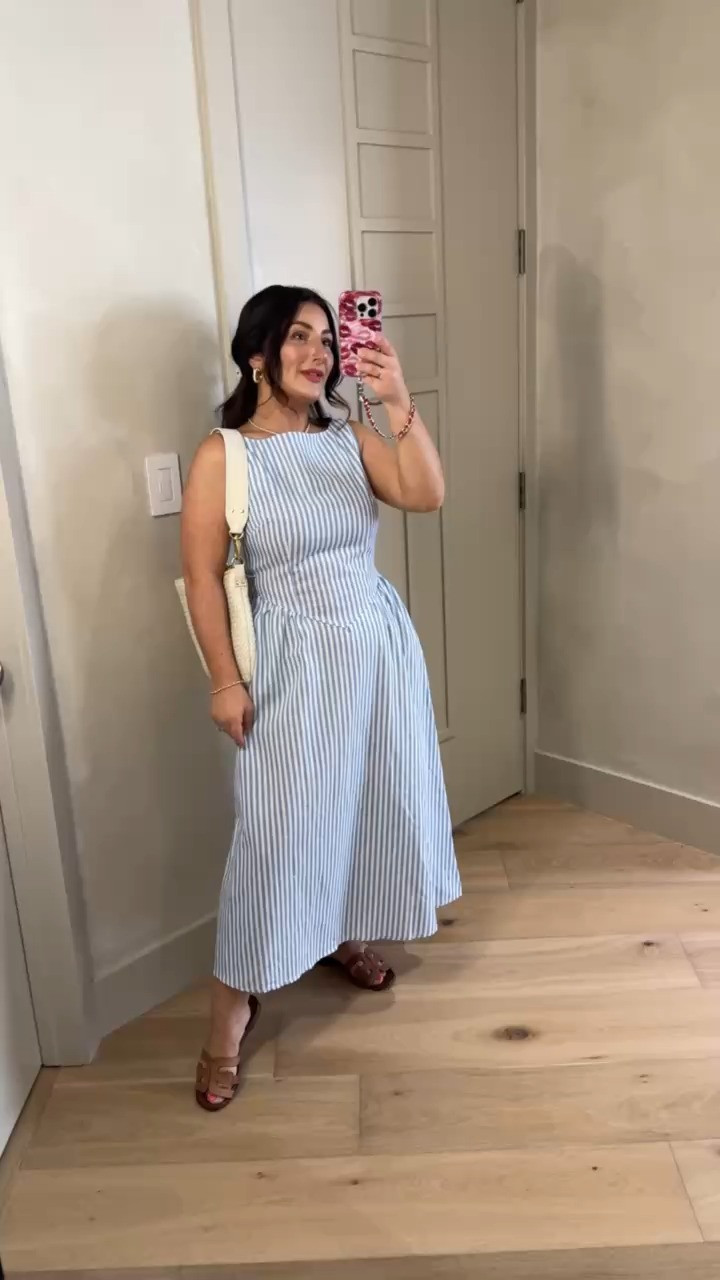 Love this striped midi dress! 

Size small 
5'0" 140lbs
Petite friendly

#LTKTravel #LTKootd #LTKPetite