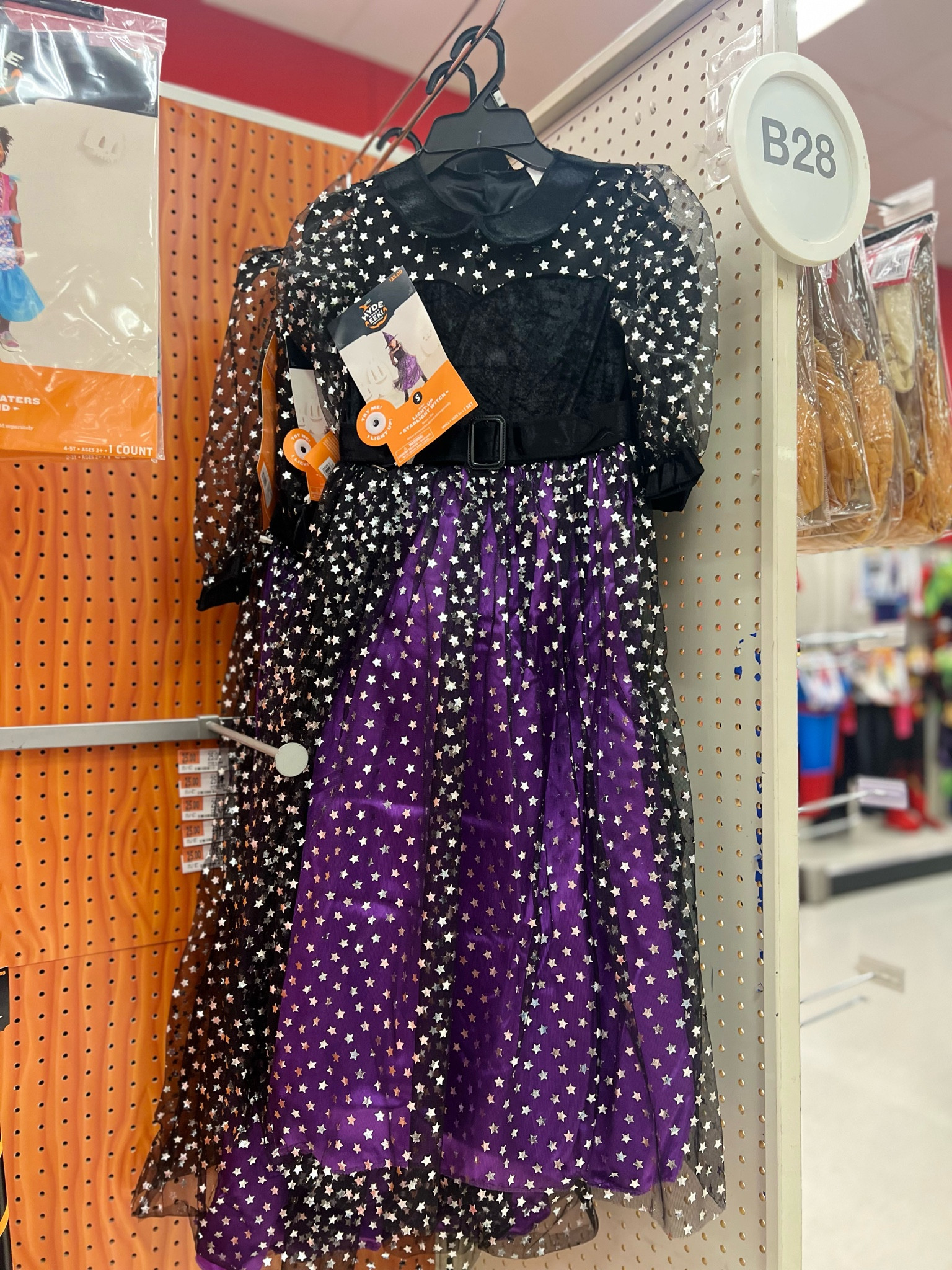 Kids' Light Up Starlight Witch Halloween Costume Dress - Hyde & EEK! Boutique™

#LTKKids #LTKHalloween #LTKSaleAlert