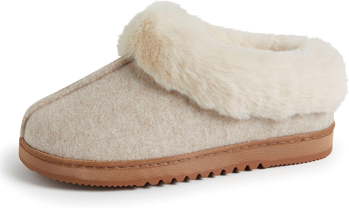 Dearfoams Women's Chloe Soft Knit Clog Slipper | Amazon (US)