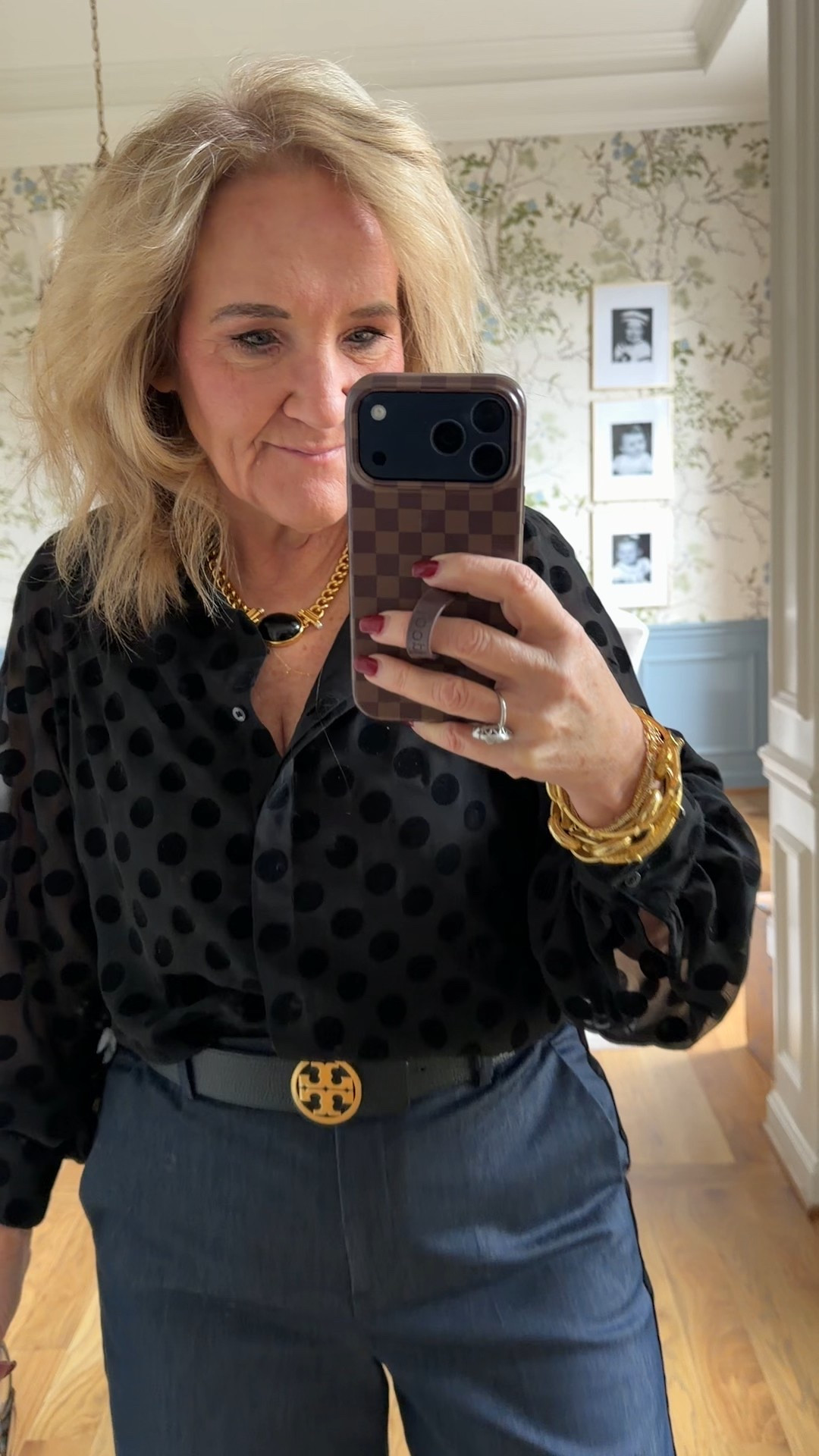 Blouse size medium 
Jeans size 8 petite 
Flats tts 

#LTKHoliday #LTKOver40 #LTKootd