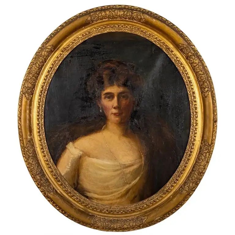British School - Edwardian British Oil Circa 1900 - Portrait of a Young Lady, oval painting For S... | 1stDibs