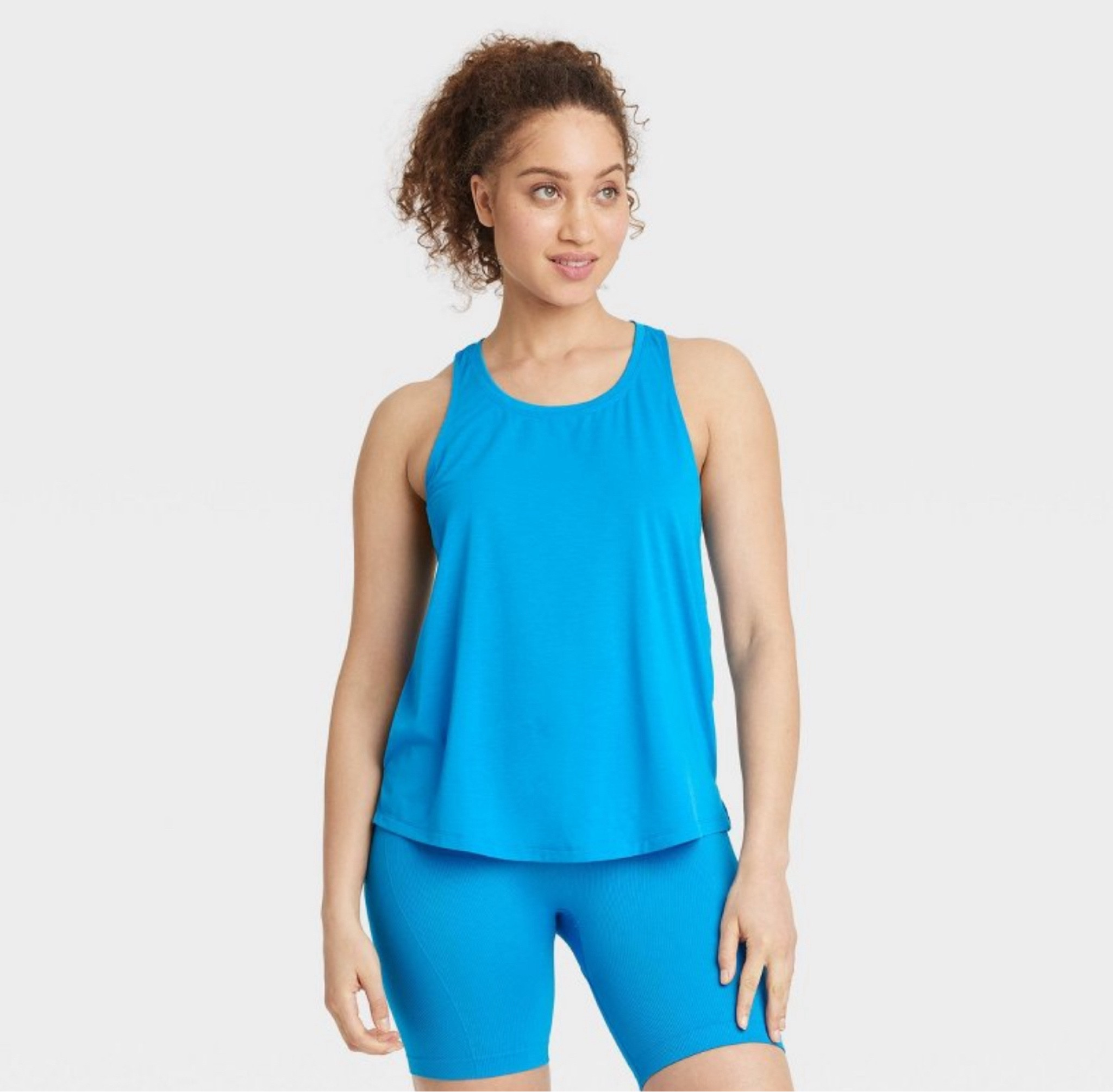 Can’t beat tanks from target! Only $15 got this to go with the green CRZ shorts!! Cute! #workouttank #affordableworkoutgear

#LTKActive #LTKFindsUnder50 #LTKFitness