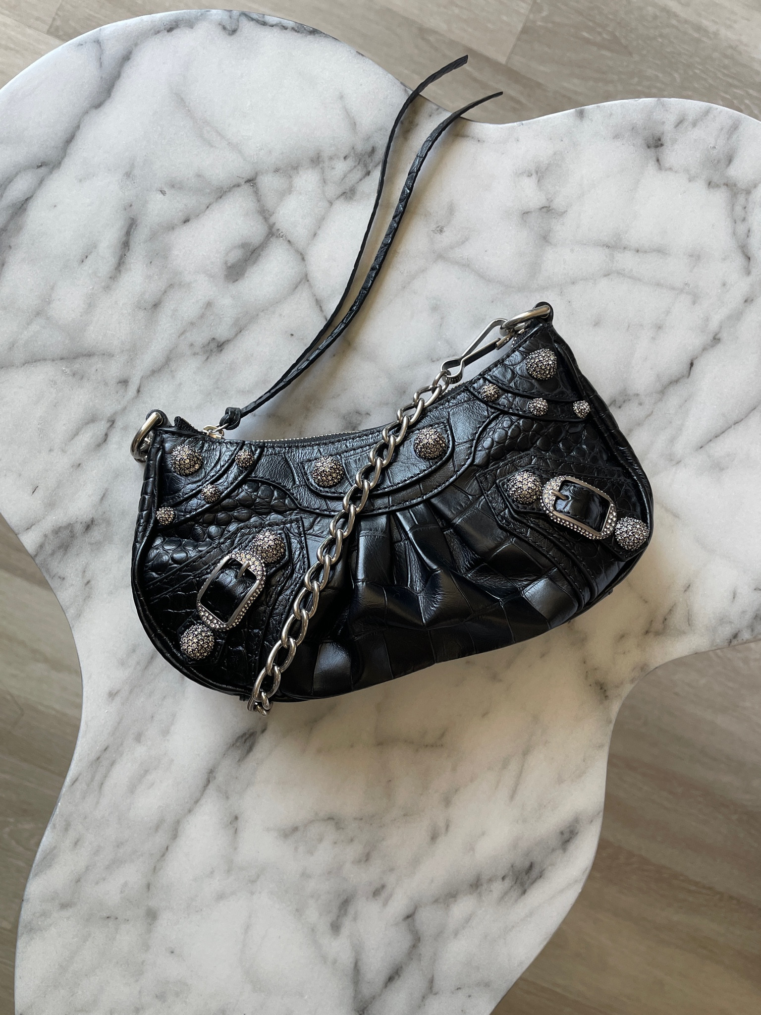 Found my Balenciaga bag on sale! Love the touch of sparkle for wedding season and a night out!

Balenciaga bag, balenciaga purse, designer bag, designer purse, small purse, sale, The Stylizt 



#LTKItBag #LTKWedding #LTKSaleAlert