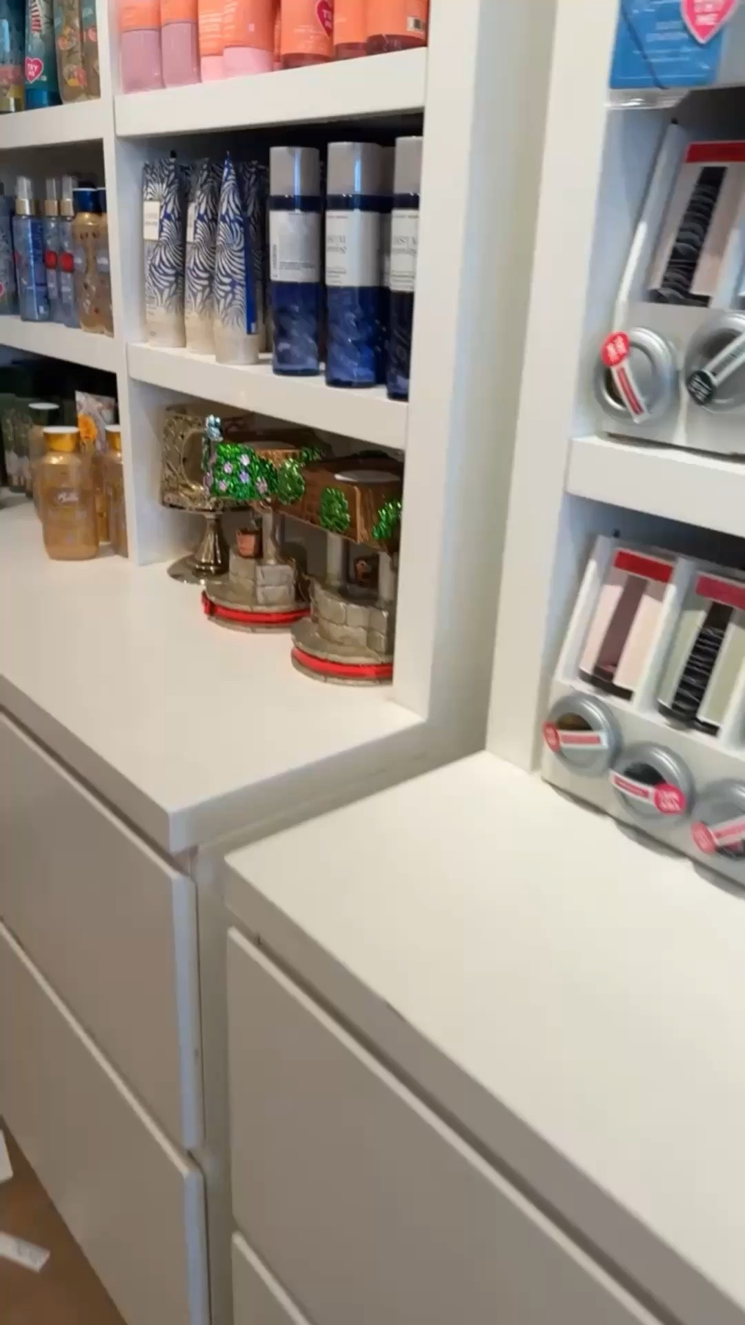 Bath & Body Works has me in a chokehold cause I keep getting sucked in by the scents. I absolutely love smelling good! Plus there’s a sale 🫣🙃💕.  Happy Mother’s Day to me!

#LTKMothersDay #LTKselfcare #LTKmomlife