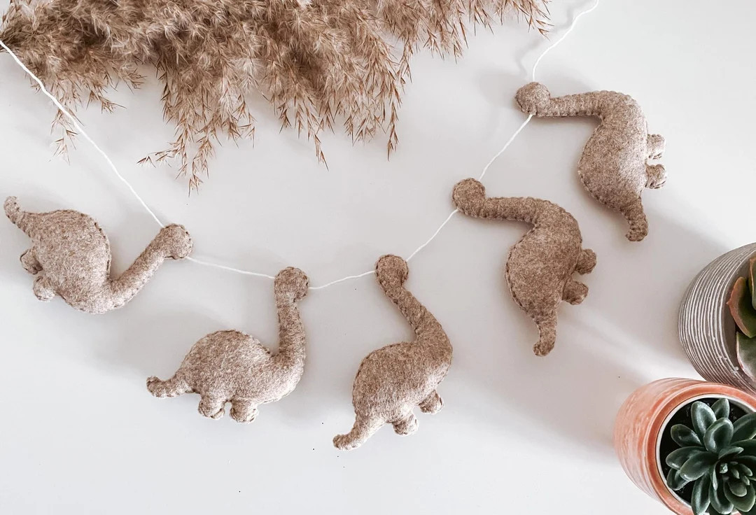 Natural Dinosaur Felt Bunting | Dinosaur Garland | Rawr | Boy Bunting | Girl Bunting | Room Decor... | Etsy (CAD)