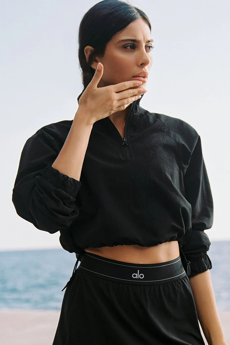 Cropped 1/4 Zip Alumni Pullover | Alo Yoga