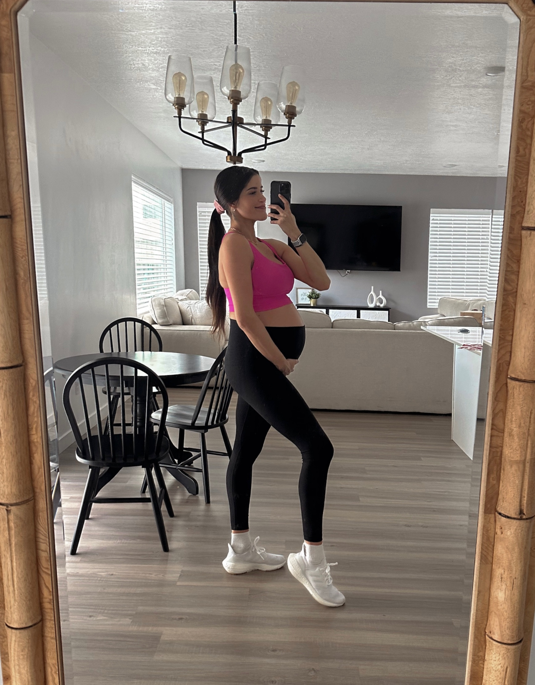 39 week maternity gym fit! 

#LTKbump #LTKfit #LTKshoecrush