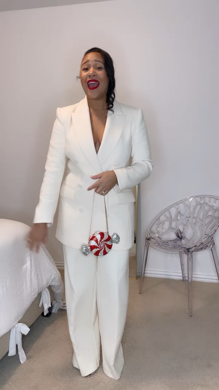 The perfect PEPPERMINT Clutch !!! 

Get it before it’s gone ! 

🎄🎁🎄🎁🎄🎁🎄🎁🎄🎁

#LTKstyletip #LTKGiftGuide #LTKHoliday