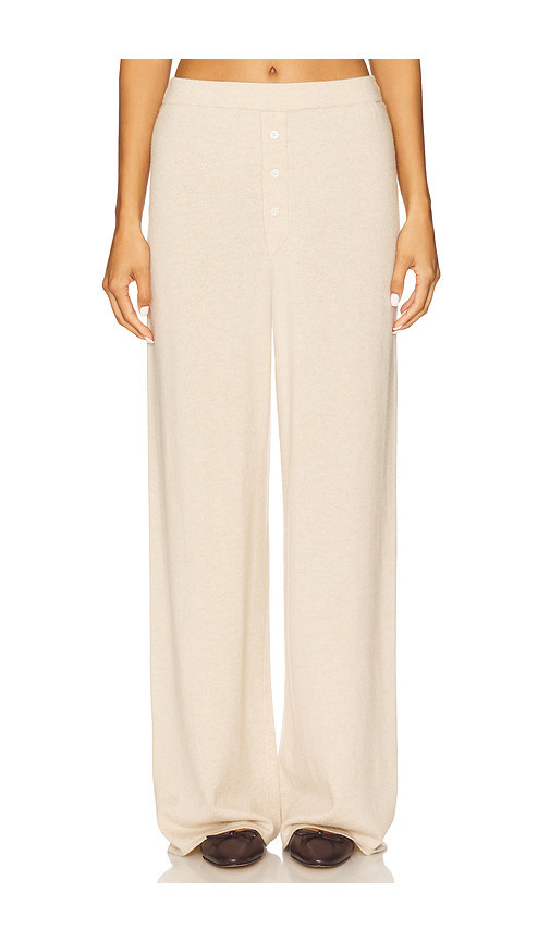 Guest In Residence Everywear Pant in Beige. Taglia M. Also in S, L, XL. | Revolve Clothing (Global)