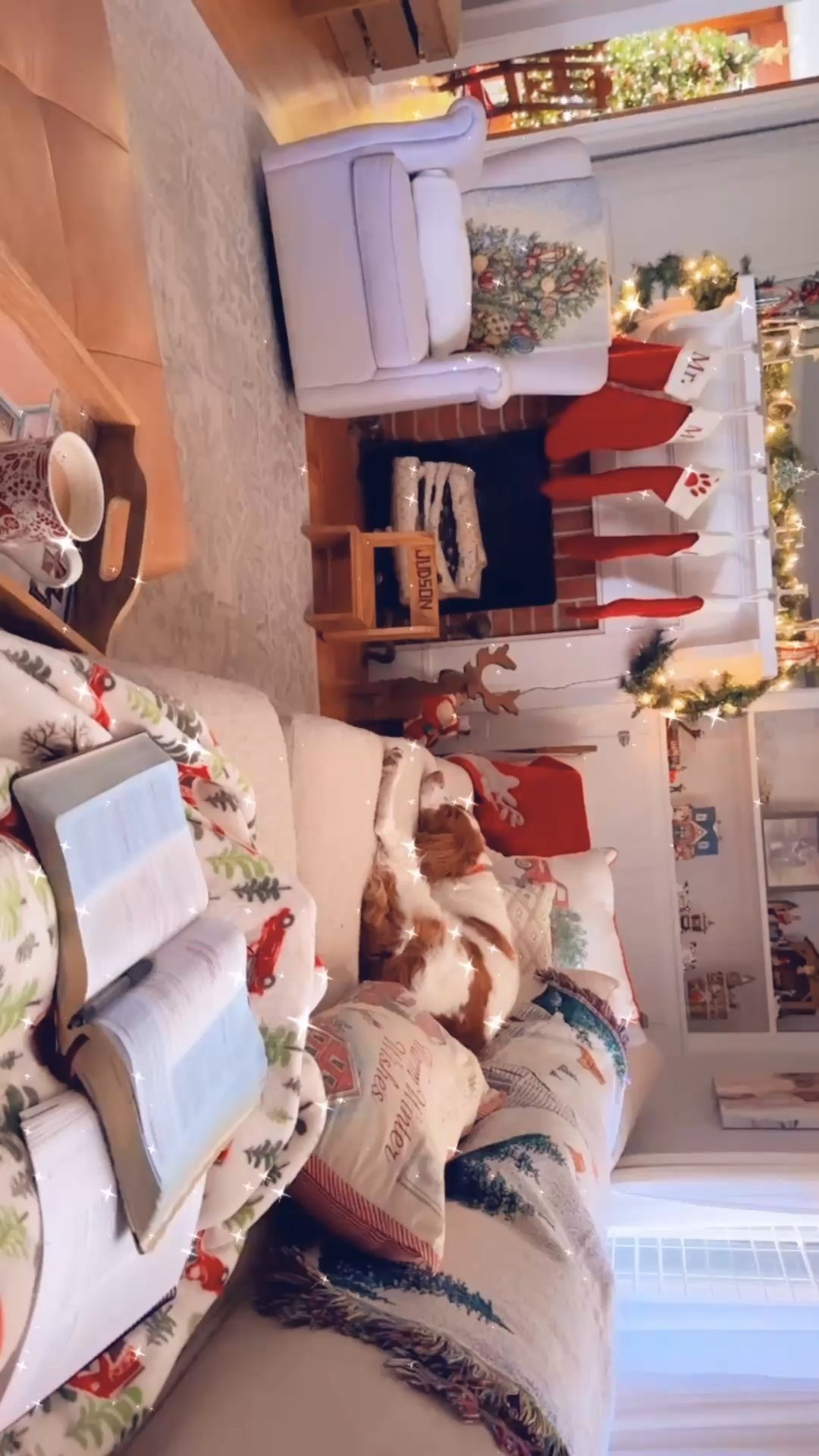 getting my CBS Bible Study HW done while the littles are both napping and it just doesn’t get more “Christmas cozy” 🎄✨🥰🎅🏻 than this!! 😍