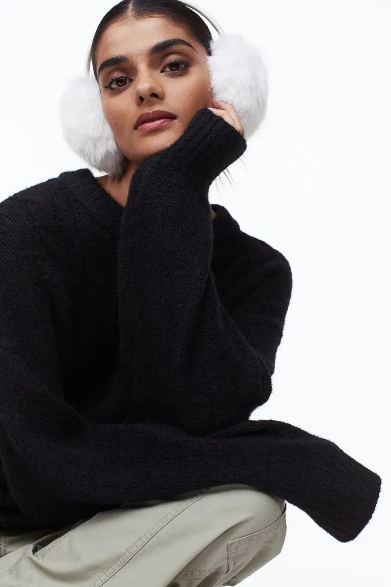 Oversized cable-knit jumper | H&M (UK, MY, IN, SG, PH, TW, HK)