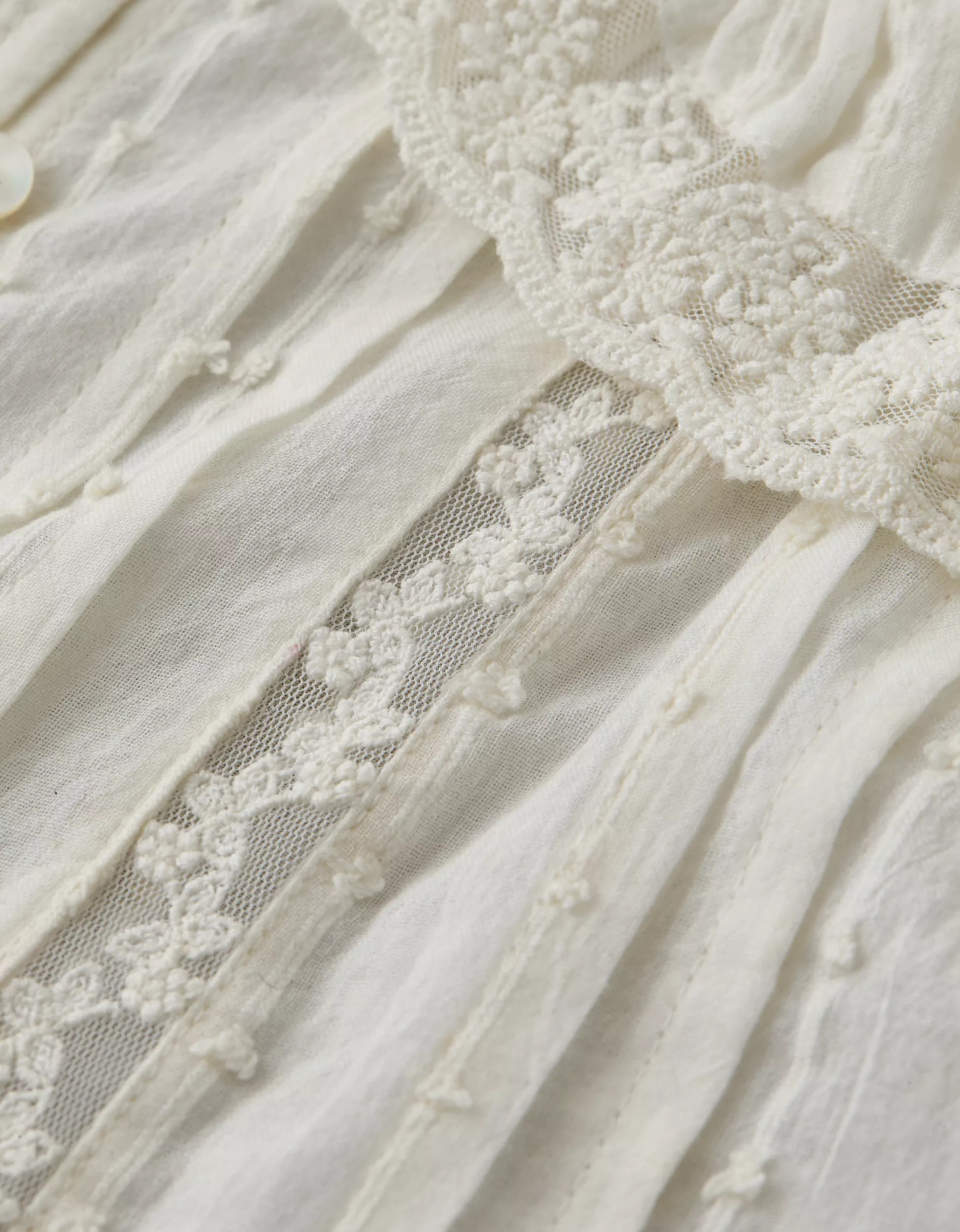 AE Ruffle Lace Blouse | American Eagle Outfitters (US & CA)