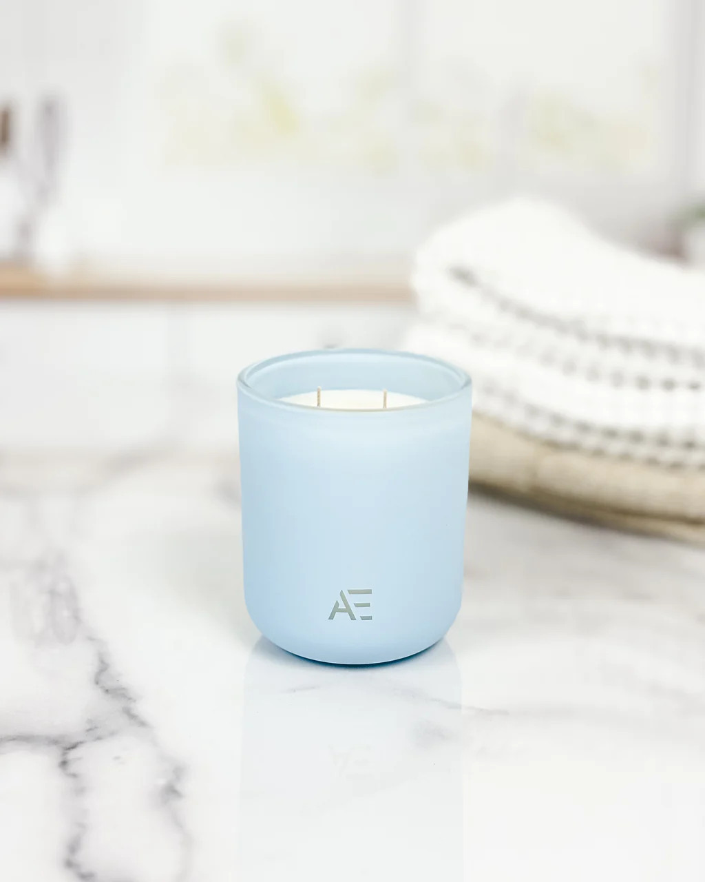 BETWEEN THE SHEETS | AEMBR