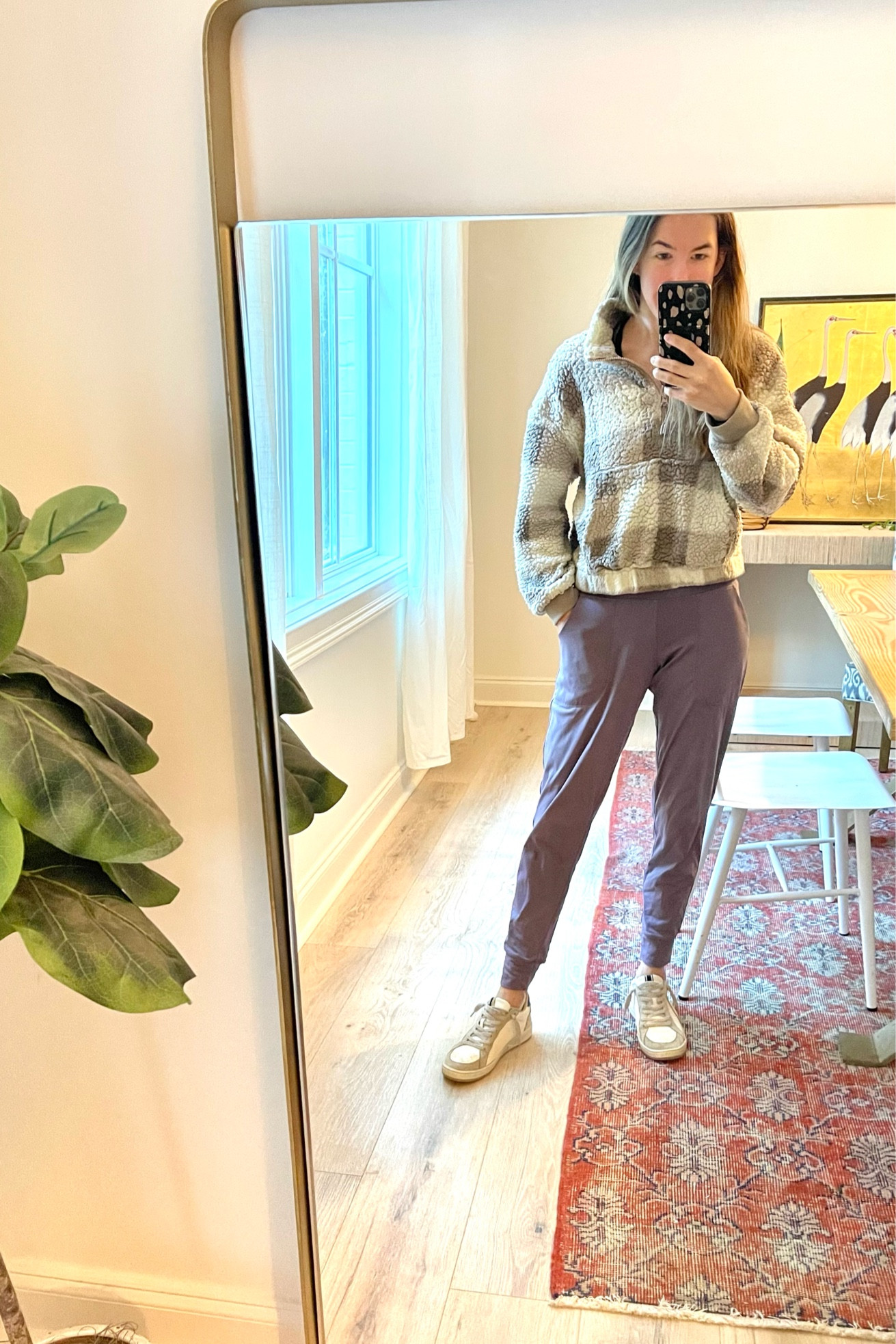 If I’m working from home, there’s a 99% chance I’m in athleisure. 

#LTKHome #LTKFindsUnder50 #LTKStyleTip