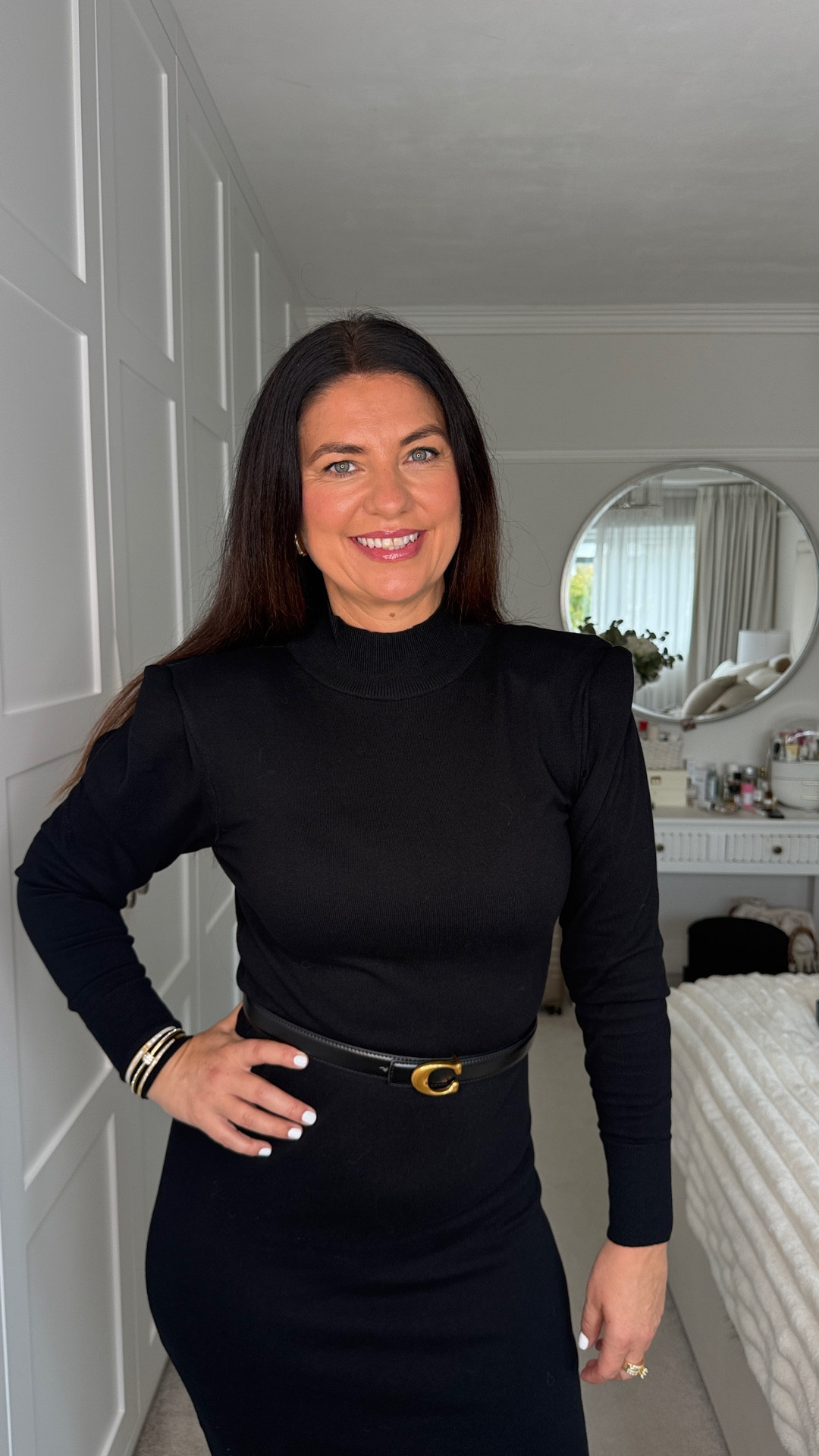 And it has shoulder pads!! Channelling Alexis Carrington Colby Dexter 🤣

#jumperdress #shoulderpads #fashioninspo #style #styleinspo #midlifefashion #over50fashion

#LTKstyletip #LTKautumn #LTKuk