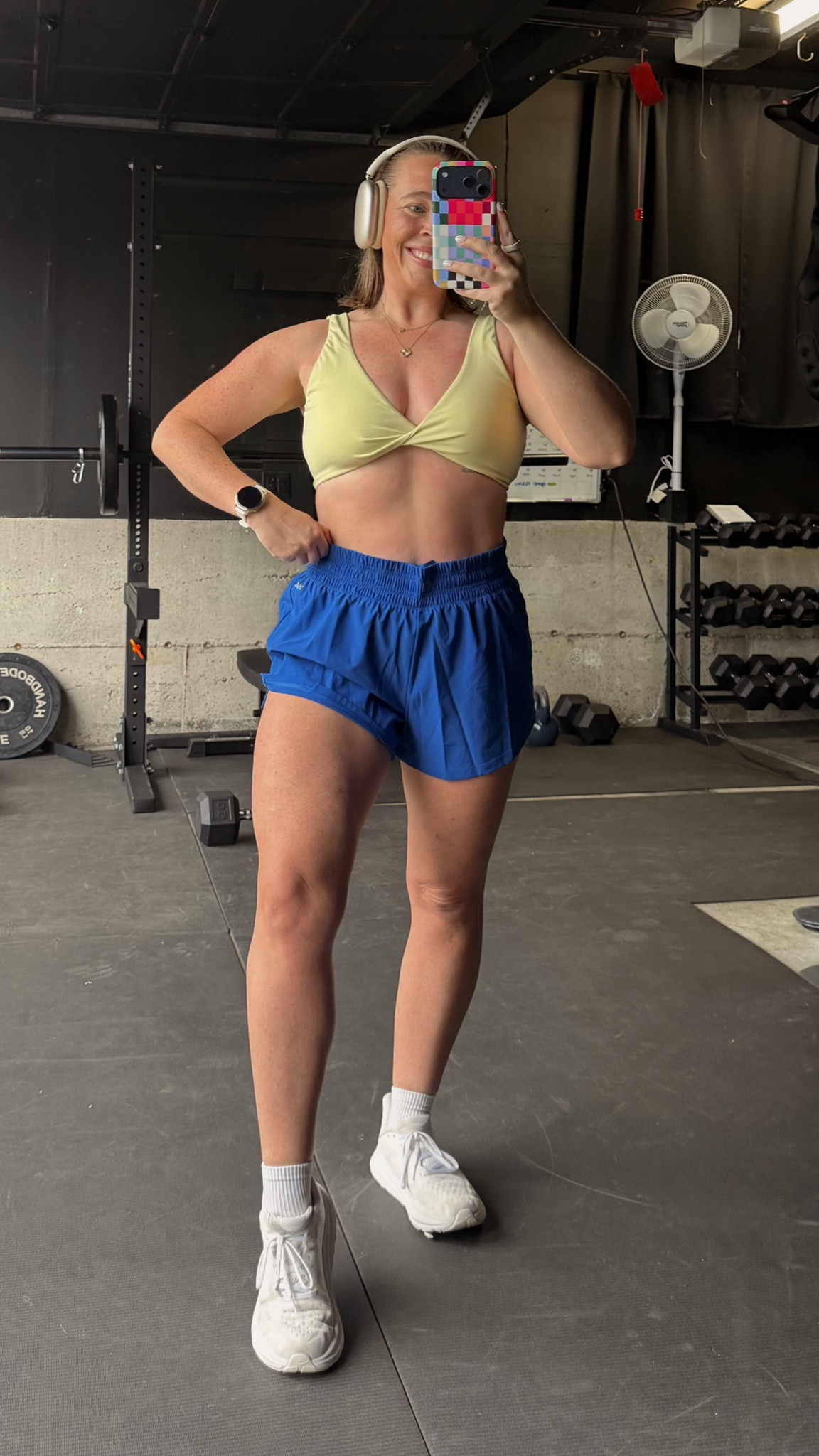 Midsize Gym Outfit of the Day 💙💛👟 size 10 | M\L | 5’4” 

I’m wearing a size LARGE

#LTKfitnessgoals #LTKootd #LTKActive