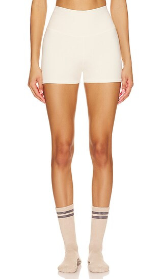 FlowWell Callista 4" Short in Bone White | Revolve Clothing (Global)
