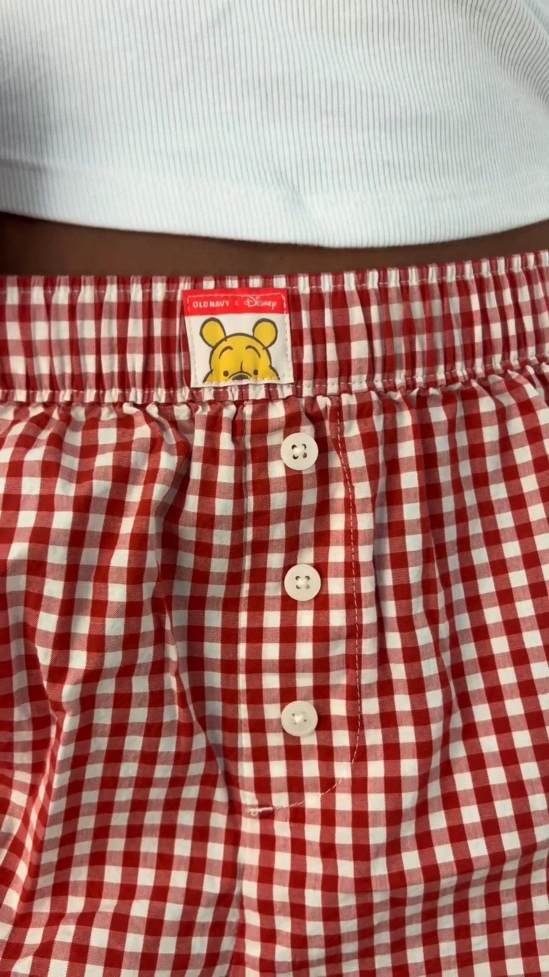 Old Navy x Disney Collab? Yes!! I’m 5’7 and I’m wearing a small in both pair! 