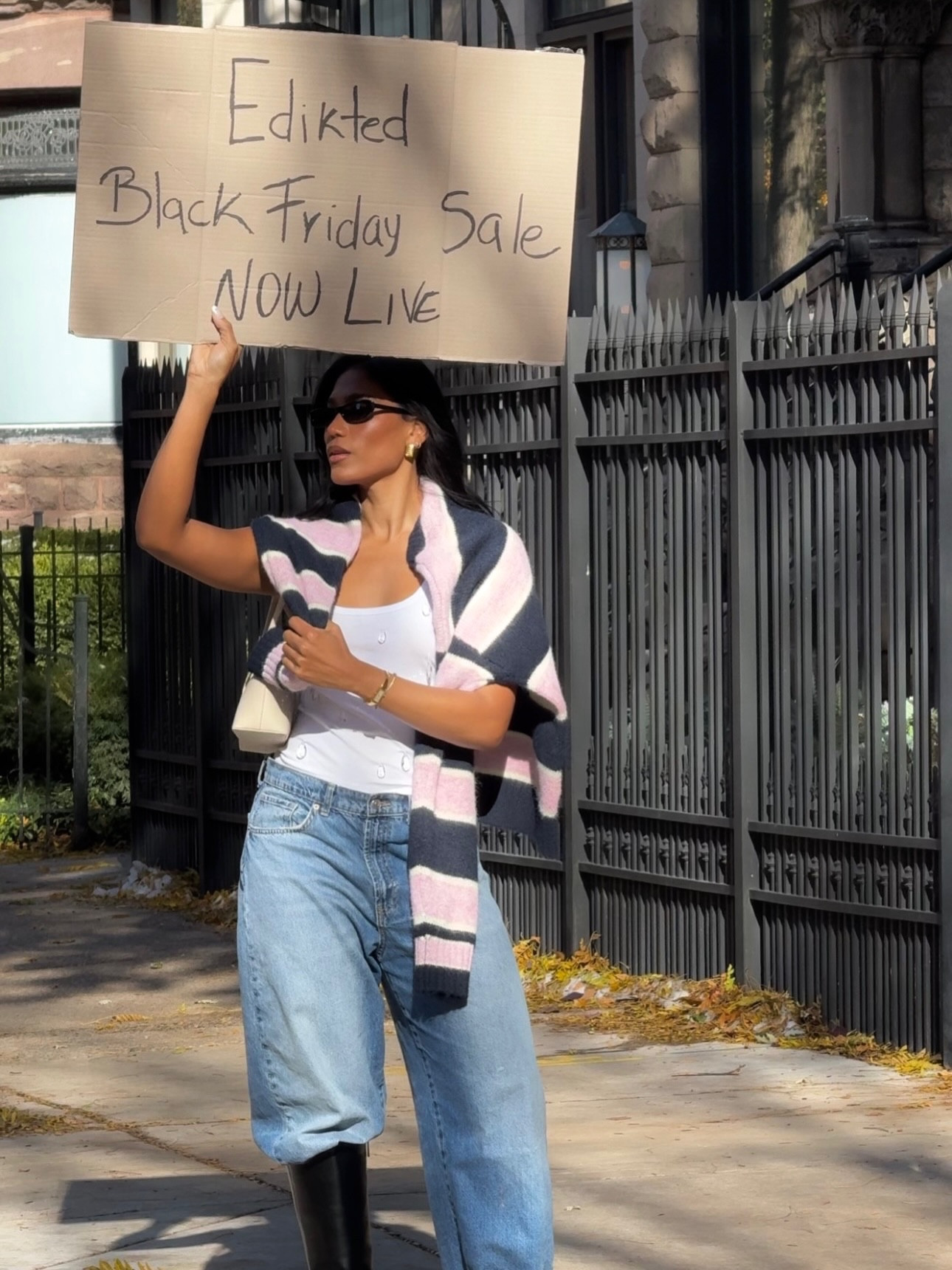 HUGE 60% off sitewide Black Friday sale on @edikted , plus extra 10% off discount with code “ITSMAJOBAUTISTA10“ #edikted #ediktedad