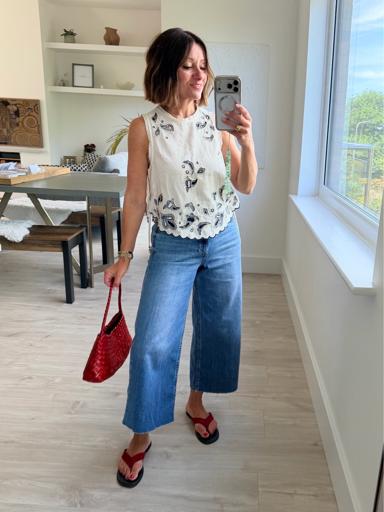 Pretty top and jeans 

The top is Zara code 7200/029

Jeans I’m in my usual size and short leg

#LTKuk #LTKsummer #LTKjeans