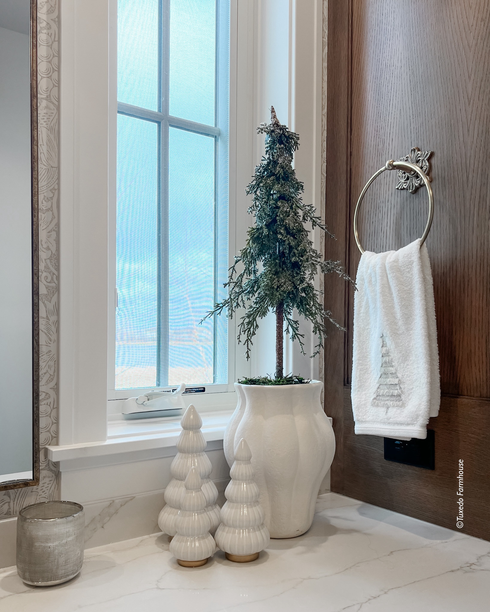 These cute ceramic Christmas trees are still in stock! So pretty and affordable—$5, $10 and $15!

holiday decor 

#LTKHoliday #LTKFindsUnder50 #LTKHome