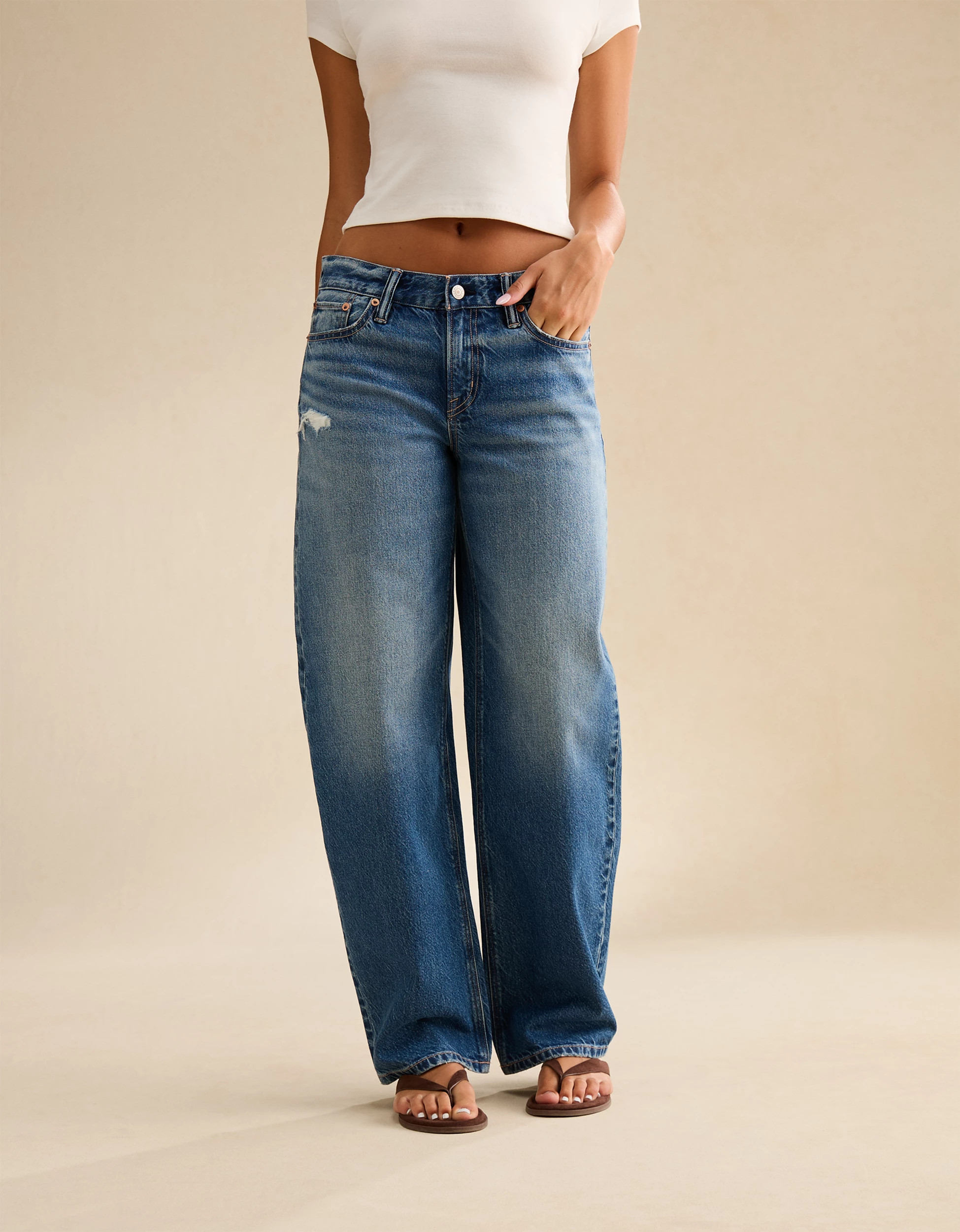 AE Low-Rise Baggy Barrel Jean | American Eagle Outfitters (US & CA)