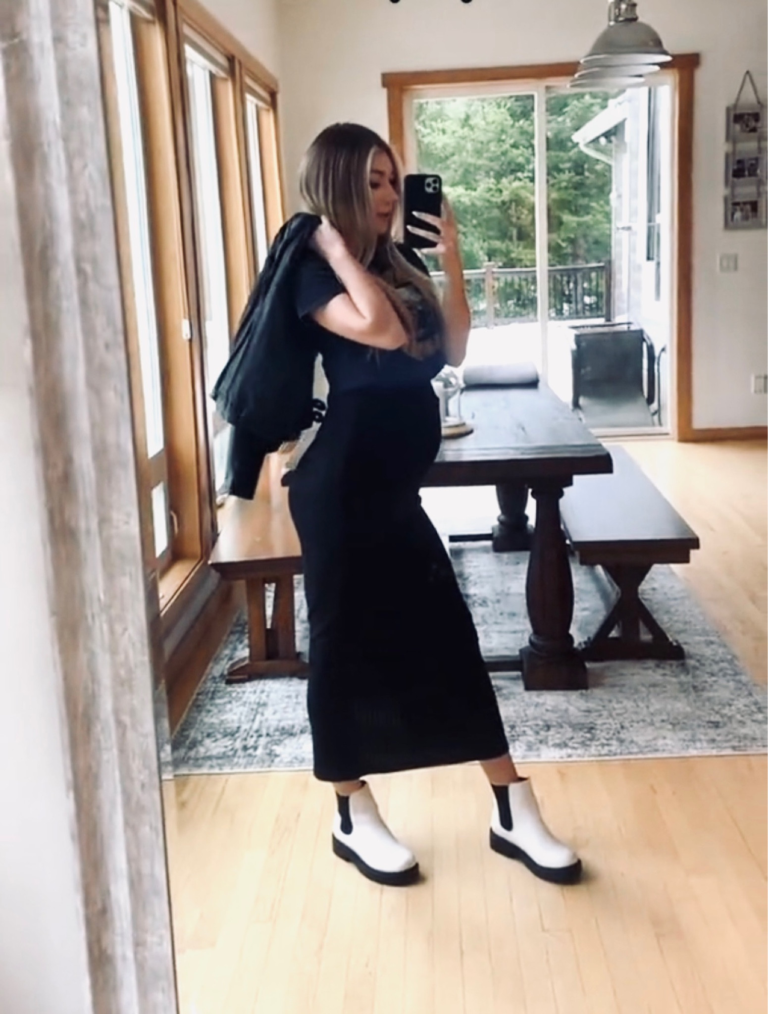 Maternity fashion, bump friendly fashion, pregnancy, pregnant, casual pregnant outfit, winter maternity, fall maternity, cute pregnant outfit 

#LTKbump #LTKunder50 #LTKsalealert