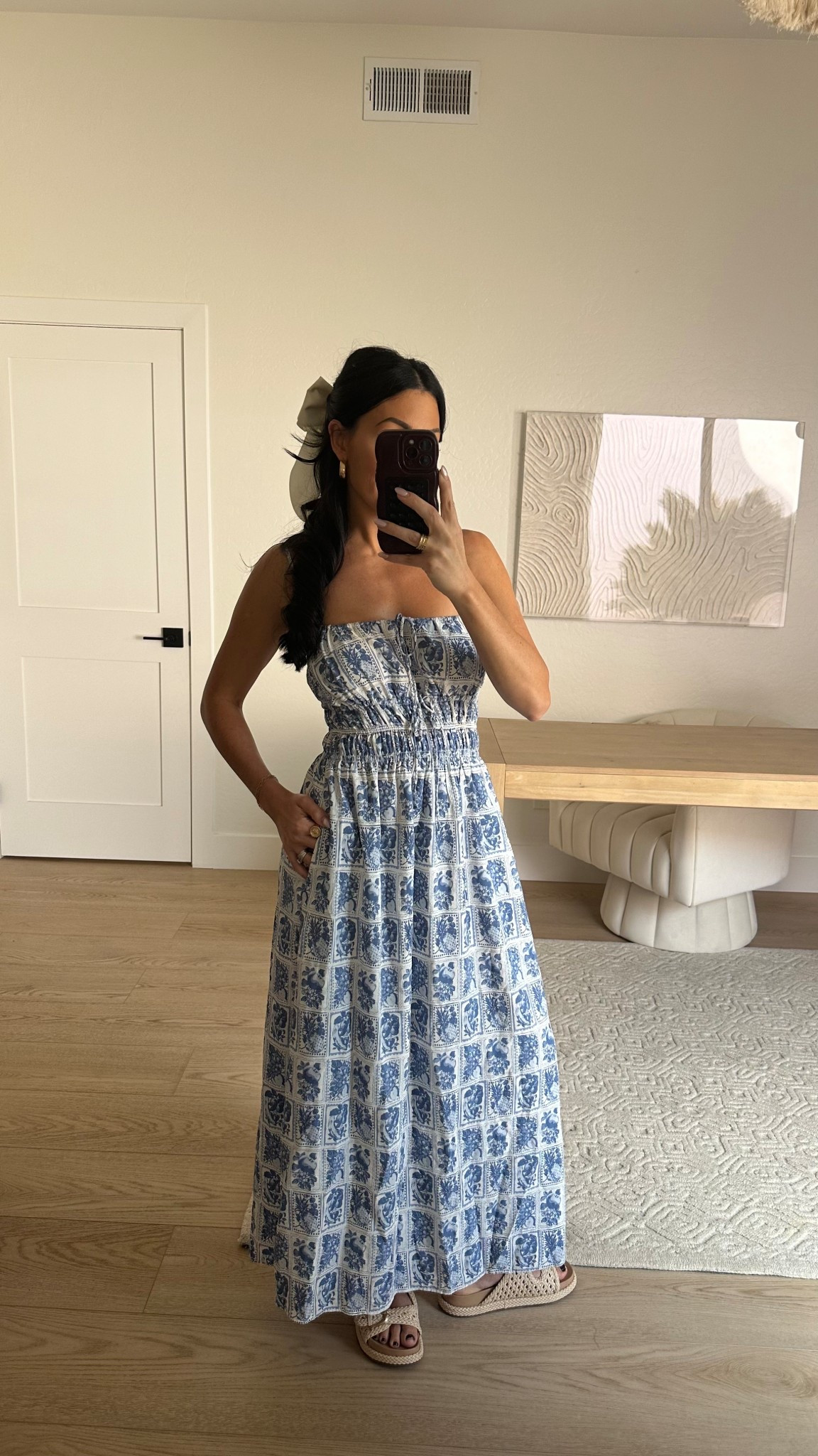 Happy Sunday! Wearing this fun maxi dress that is on sale! It’s great for travel or Easter! I’m in a size XS

Maxi dress
Target sandals 


#LTKSpringSale #LTKSaleAlert #LTKStyleTip