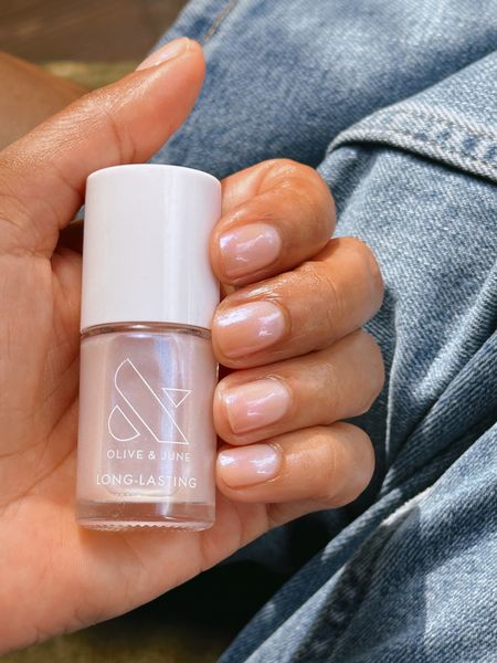 Here are my best tips for the perfect at home mani using @oliveandjune! Love that @walmart carries some of my faves! #WalmartPartner #WalmartMustHaves 
One more tip: put on a second top coat on day two and any other time you feel you want another boost- my manis last up to 11 days with these tips :)



#LTKBeauty #LTKStyleTip #LTKOver40