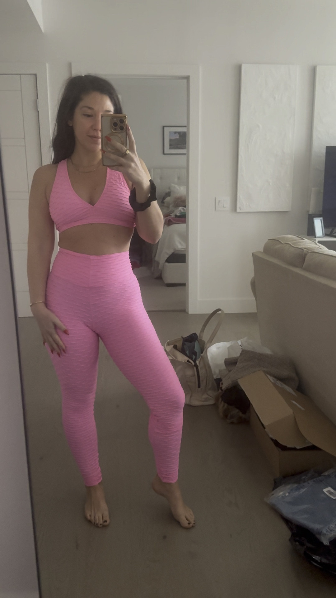 I feel so good in these leggings! It’s snowing outside and this color just brightens my mood  

#LTKVideo #LTKGiftGuide #LTKfitness