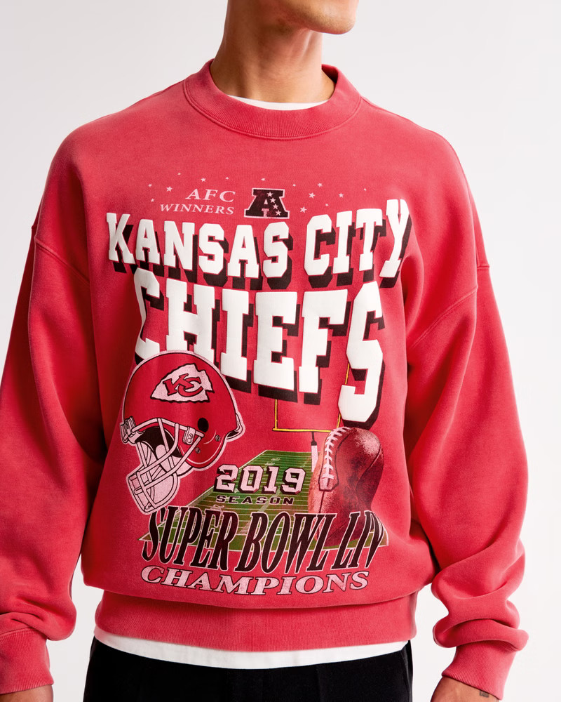 Kansas City Chiefs Graphic Crew Sweatshirt | Abercrombie & Fitch (US)