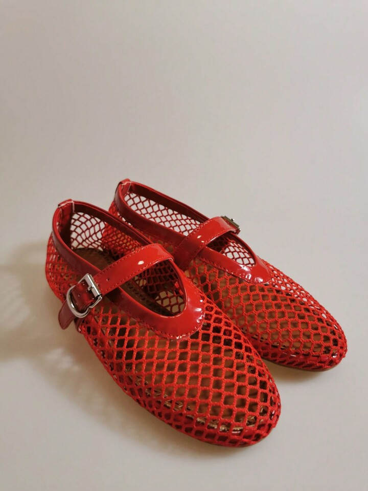 Eligible to get FREE SHIPPING | SHEIN