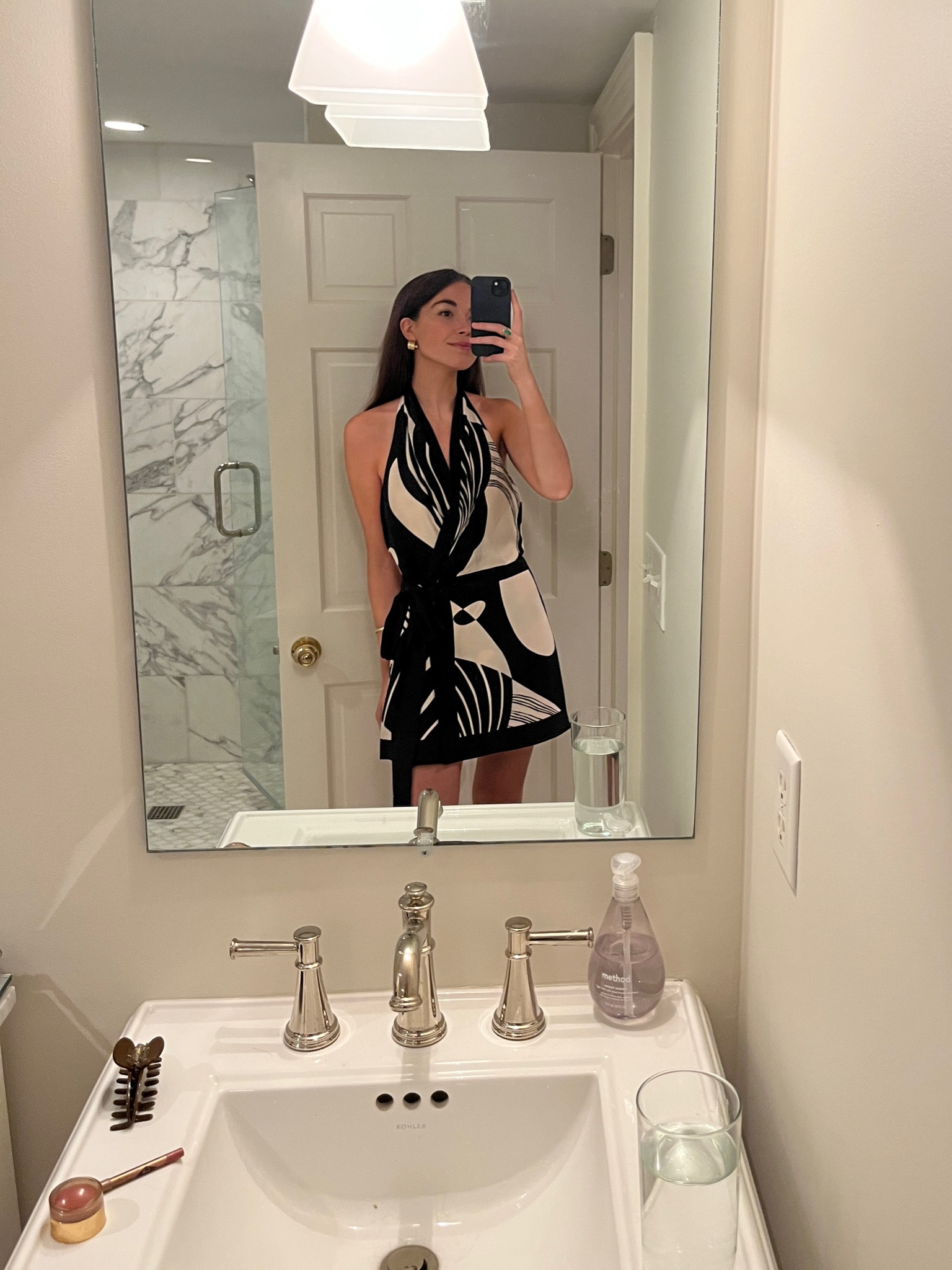 Last Nights Look 🩵
SIR dress
Laura Lombardi hoops
Loewe mini puzzle bag 

#LTKstyletip #LTKtravel #LTKwedding